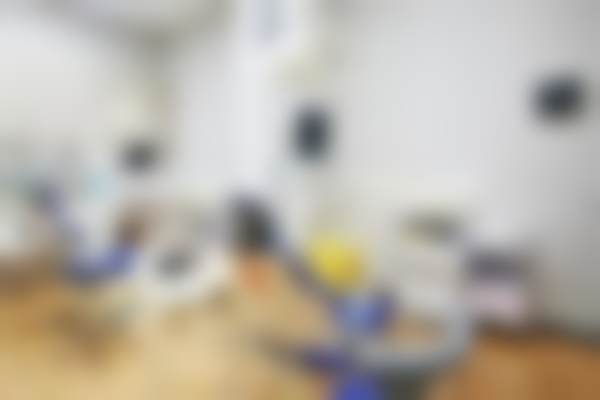 孟津友好小白兔口腔门诊部医院概况展示