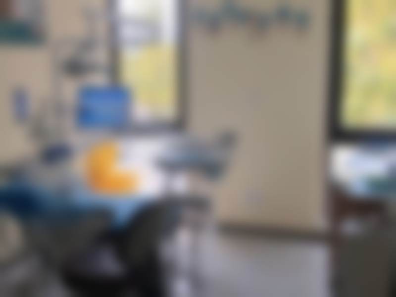 重庆信达口腔诊所区位与服务优势