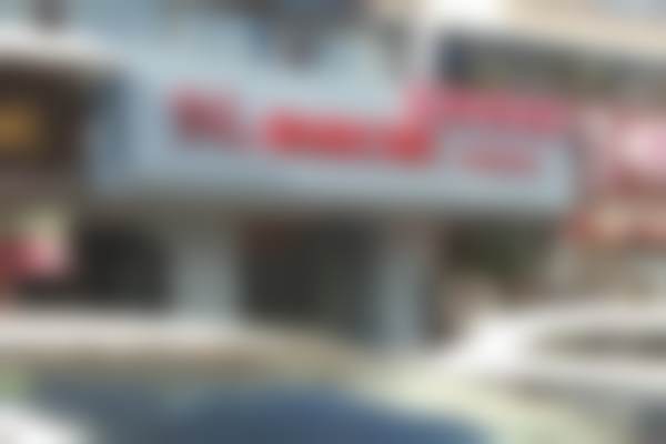 长春宽城敬业口腔门诊部的专精医疗团队