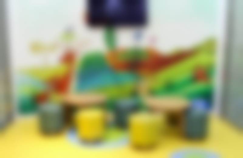 郑台镛的学术积累与从业资历