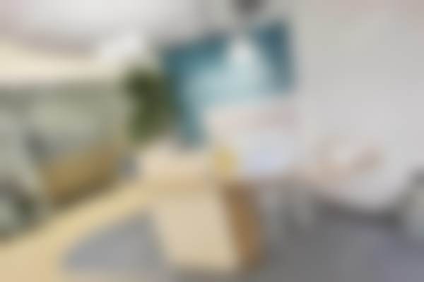 二、李何平的学术积累与从业资历
